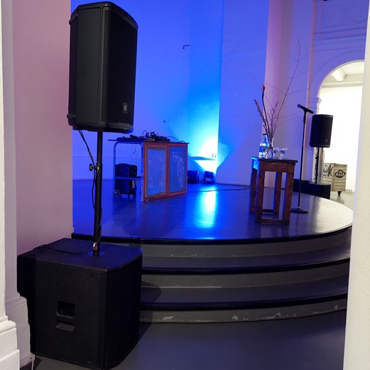 Top-Musikanlage mit SUB's und Tops - zu mieten bei VEITLIGHT® - der Partyverleih für Berlin