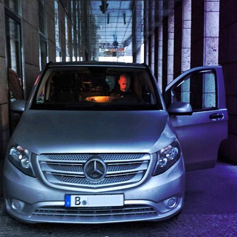 MB Vito - Lieferfahrzeug von VEITLIGHT® - der Partyverleih für Berlin